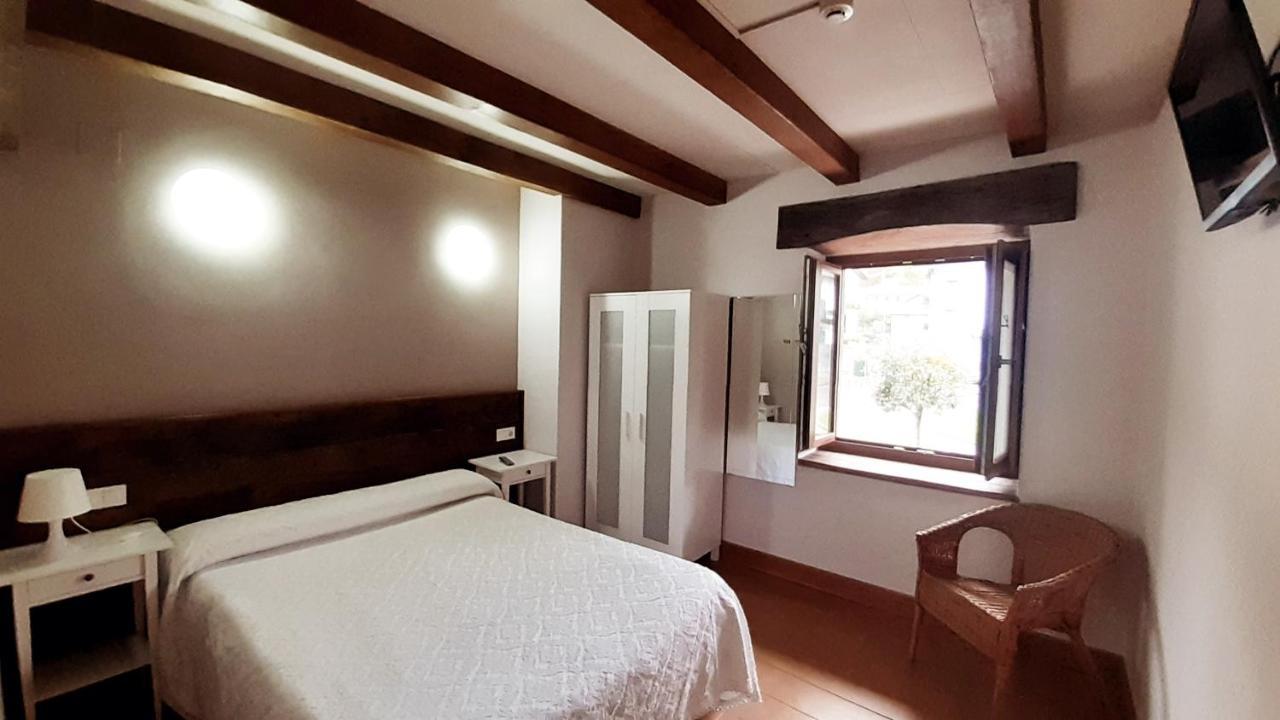 Hostal-Cicloturismo Lopenea Leitza  Ngoại thất bức ảnh